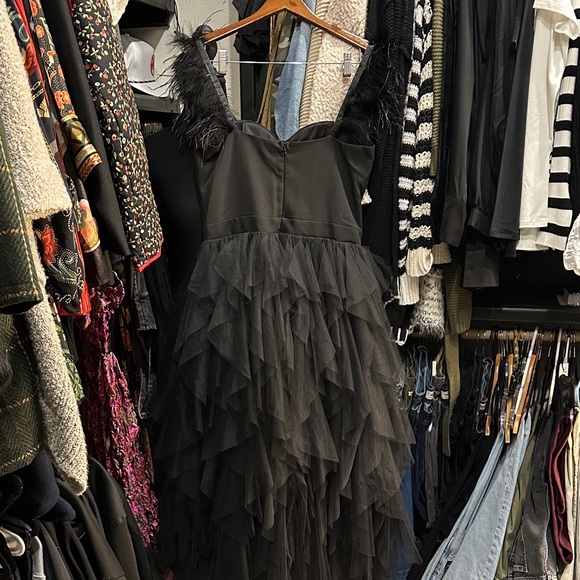 NWT FASHION NOVA Elegant Black Ruffled Dress - Picture 4 of 6